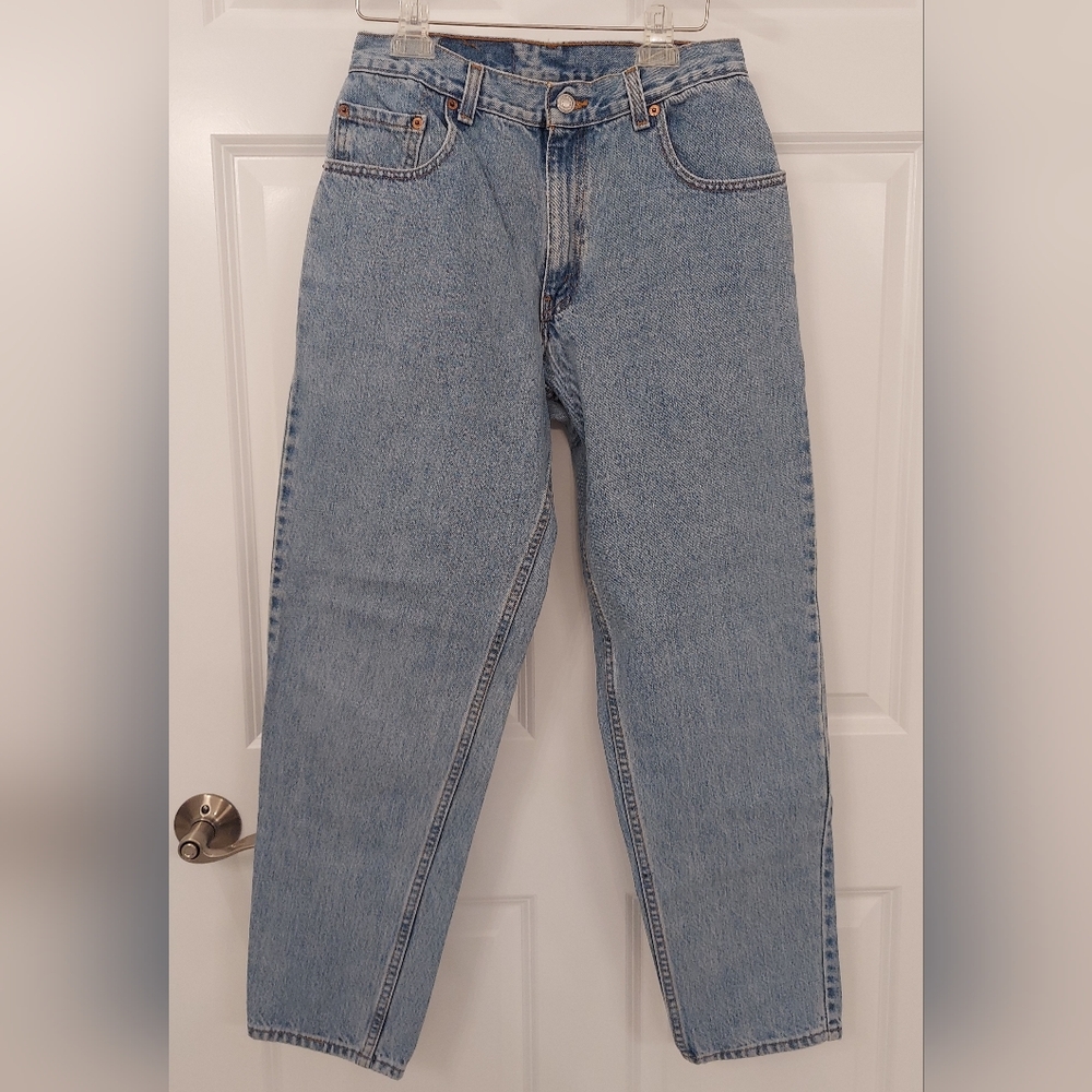 LEVI'S | Men's 560 W30 L30 Vintage 1990s Jeans. Loose Fit/Tapered Leg. Lt. Blue